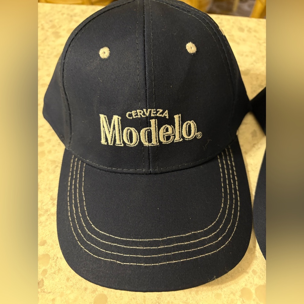 NEW 🍻Modelo Navy Blue Caps /Accessories Set for 2: caps beads koozies sunglasses - Picture 5 of 12